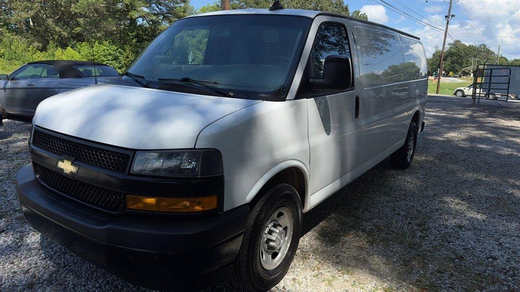 2018 Chevrolet Express Cargo Work Van's photo