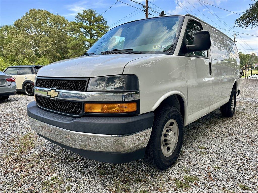 2020 Chevrolet Express Cargo Work Van's photo