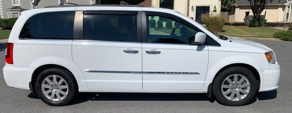 2016 Chrysler Town & Country